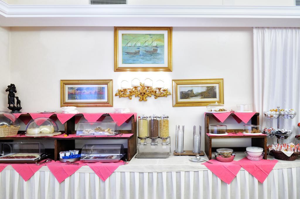 Hotel Benessere Villa Fiorita Colfiorito Esterno foto